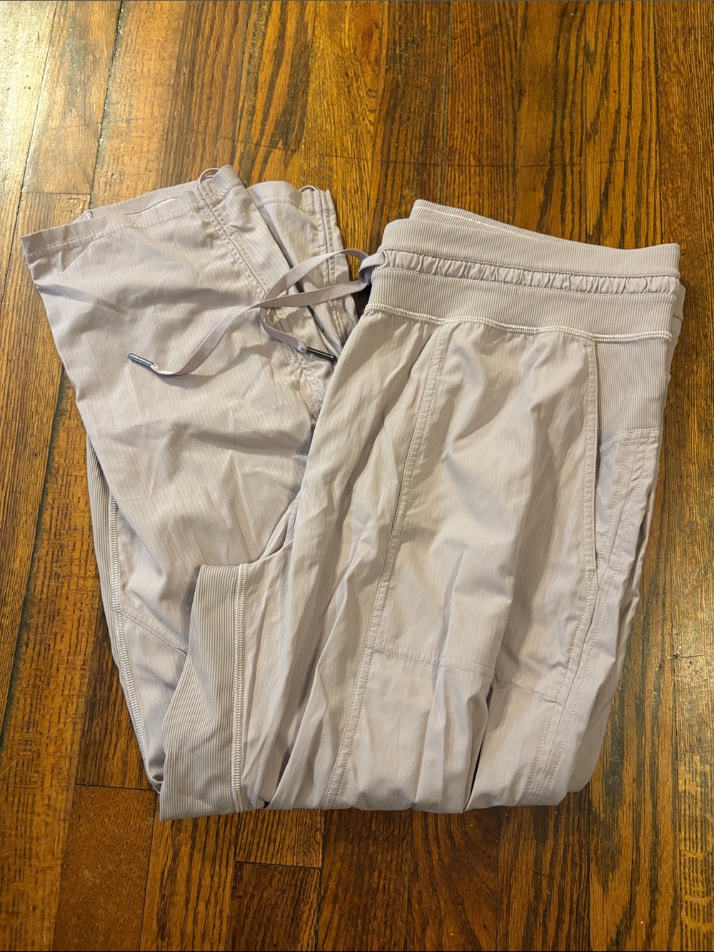🎉Like New! Lululemon athletica Light Purple Cropped Dance Studio Pants!